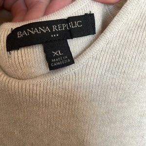 Oatmeal colored banana republic sweater dress